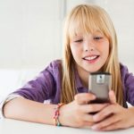 Выбираем мобильный телефон для первоклассника