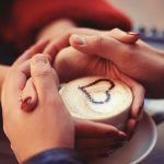 6 книг, которые можно подарить на День Святого Валентина