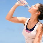 Скільки і як потрібно випивати води на день