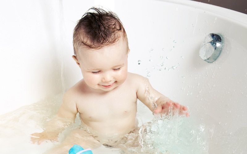 Советы родителям: как привить ребенку любовь к купанию