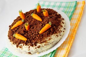 Новогодние рецепты для детей: морковный торт