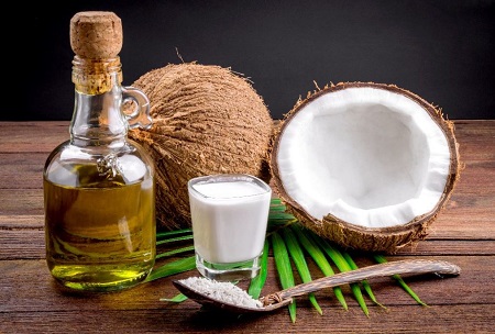 Переваги використання кокосової олії в щоденному харчуванні